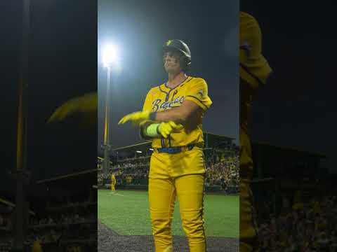 A bit of a different take on this trend! #Shabang #Drake#Transition #Trend #Baseball