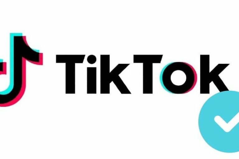 Apprenez comment être certifié sur TikTok en suivant ces conseils pour développer votre audience, proposer un contenu authentique et respecter les critères de vérification.