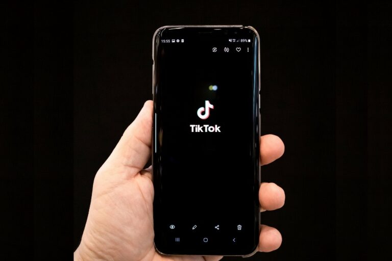 Comment mettre TikTok en noir